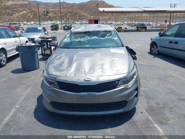KIA Optima Lx 2018 5XXGT4L35JG264057 Image 12