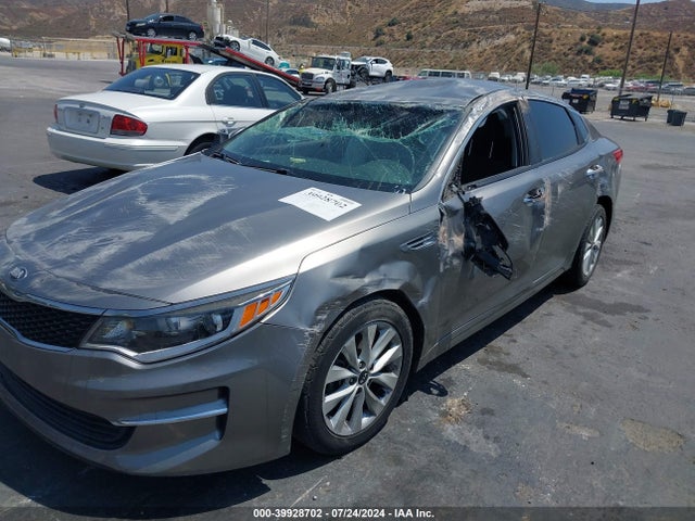 KIA Optima Lx 2018 5XXGT4L35JG264057 Image 6