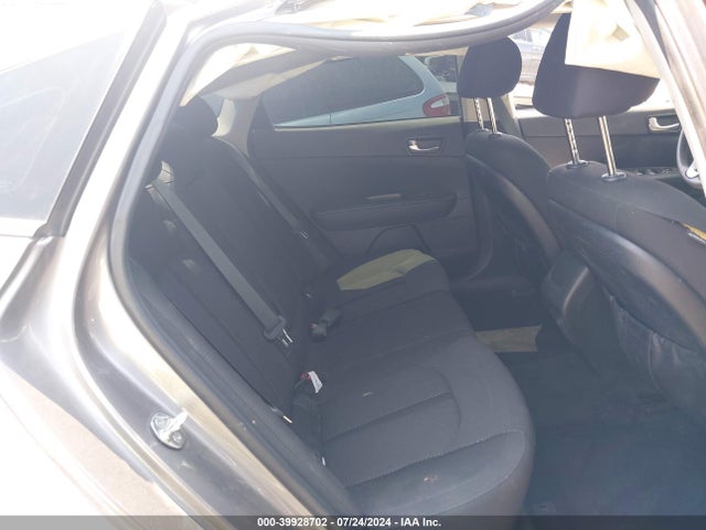KIA Optima Lx 2018 5XXGT4L35JG264057 Image 8