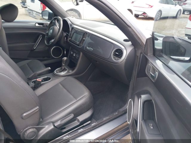 3VW507AT5FM814140 Volkswagen Beetle 1.8t