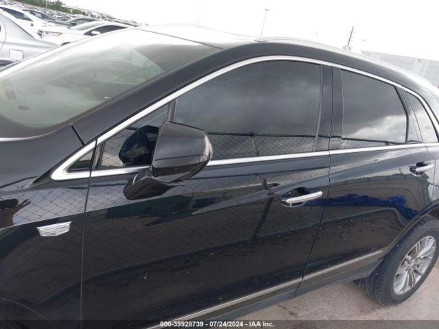 1GYKNCRS2KZ136705 Cadillac XT5 LUXURY