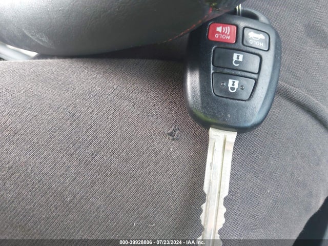 Toyota COROLLA LE 2016 2T1BURHE7GC695630 Image 11