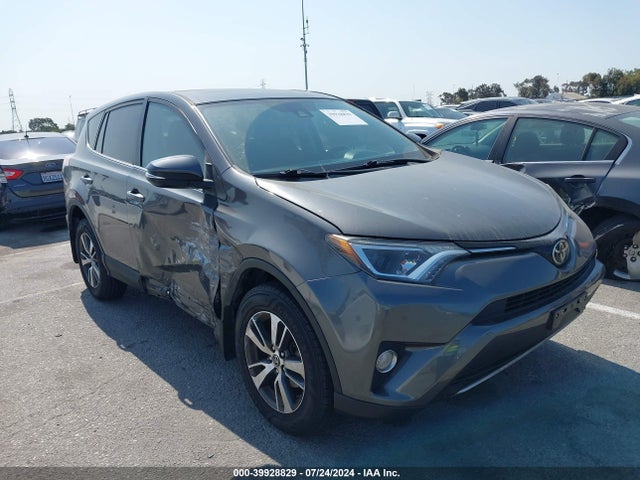 Toyota Rav4 Xle 2018 2T3WFREV4JW514190 zdjęcie główne