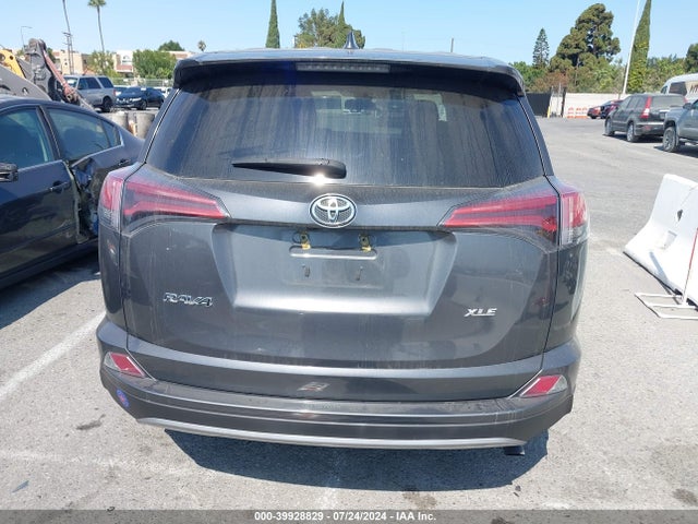Toyota Rav4 Xle 2018 2T3WFREV4JW514190 Image 16
