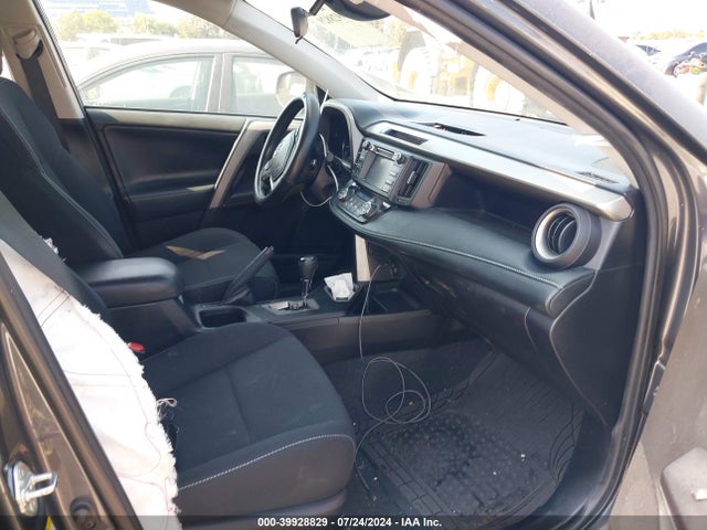 Toyota Rav4 Xle 2018 2T3WFREV4JW514190 Image 5