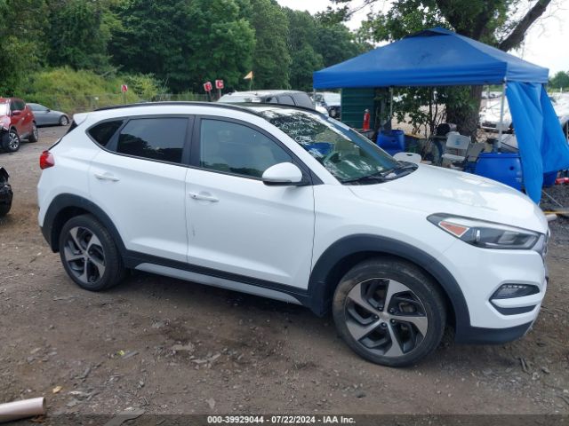 KM8J3CA24JU643020 Hyundai Tucson Value