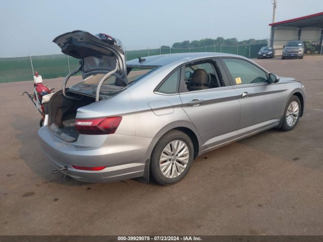 3VWN57BU1LM058312 Volkswagen Jetta 1.4t R-line/1.4t S