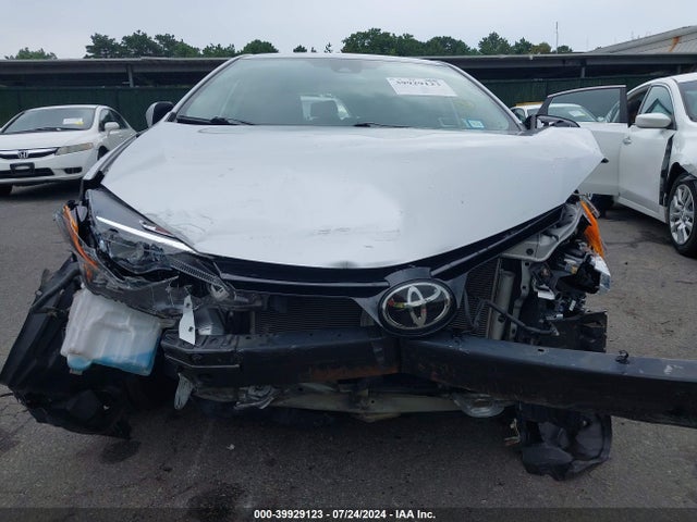 Toyota COROLLA LE 2018 2T1BURHE4JC095381 Image 11