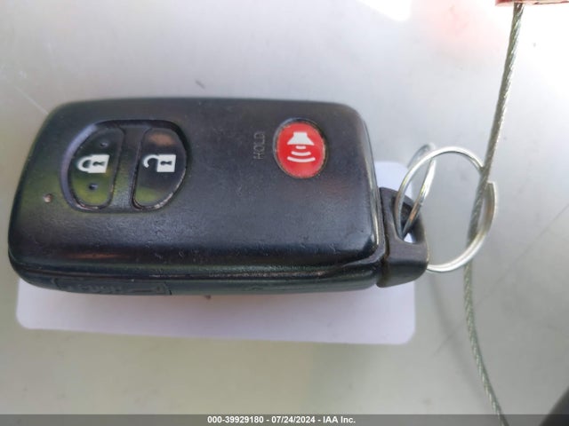 Toyota Prius Two 2014 JTDKN3DU6E0384575 Image 11