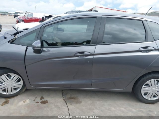3HGGK5H44KM731562 Honda FIT LX
