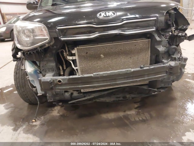 KIA SOUL + 2017 KNDJP3A5XH7432982 Image 19