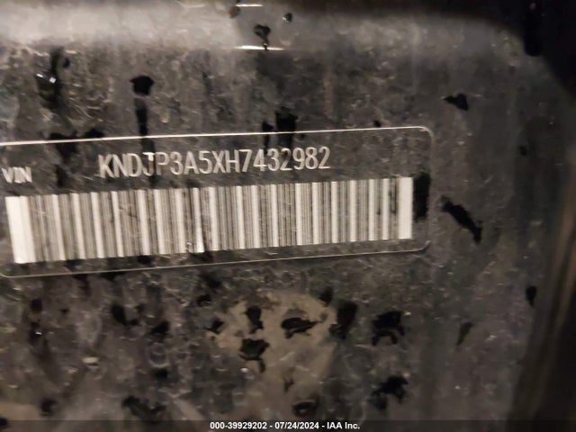 KNDJP3A5XH7432982 KIA SOUL +