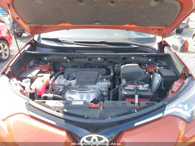 Toyota RAV4 LE 2016 JTMBFREVXGD185337 Image 10