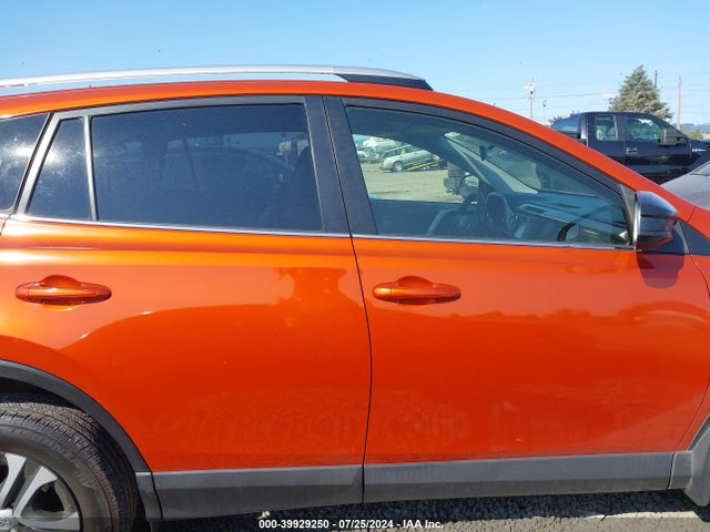 Toyota RAV4 LE 2016 JTMBFREVXGD185337 Image 14