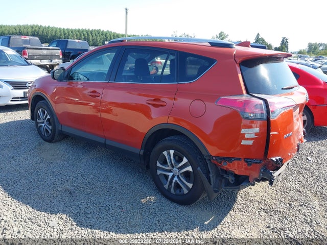 Toyota RAV4 LE 2016 JTMBFREVXGD185337 Image 3