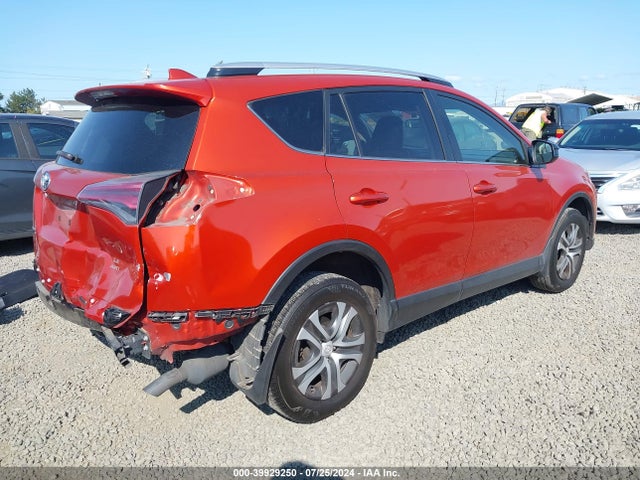 Toyota RAV4 LE 2016 JTMBFREVXGD185337 Image 4