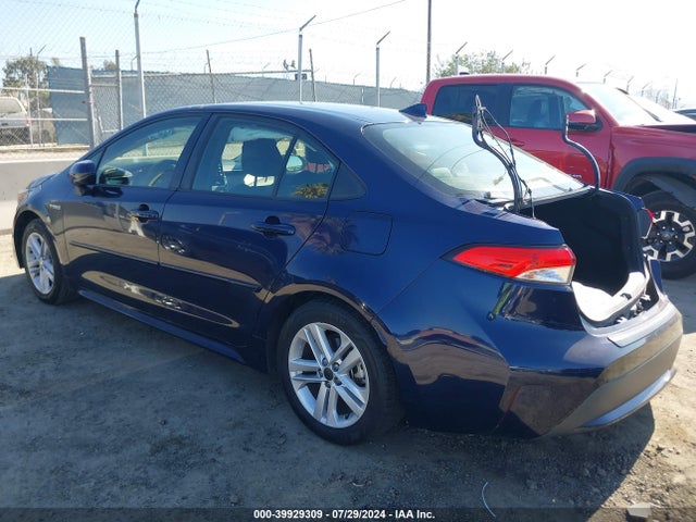 Toyota Corolla Hybrid Le 2020 JTDEBRBE9LJ003779 Image 3