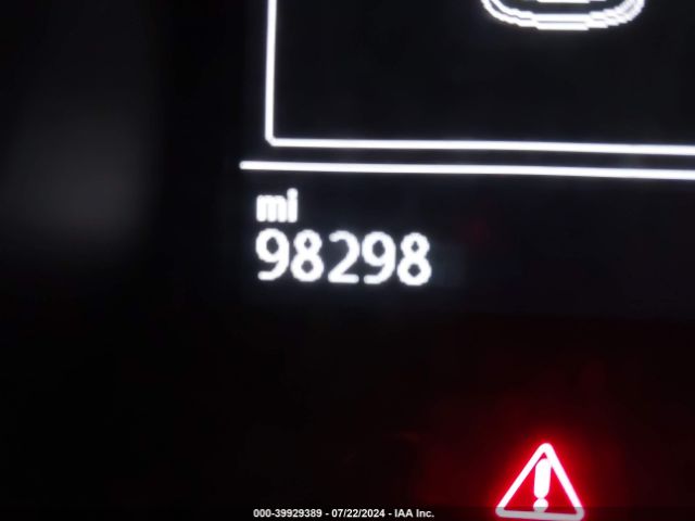 3VW717AU7JM755275 Volkswagen Golf Sportwagen Tsi S