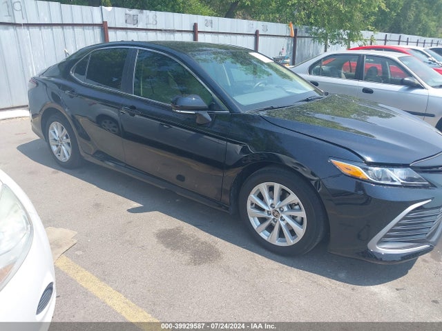 Toyota CAMRY LE 2023 4T1C11BK2PU100498 Image 13