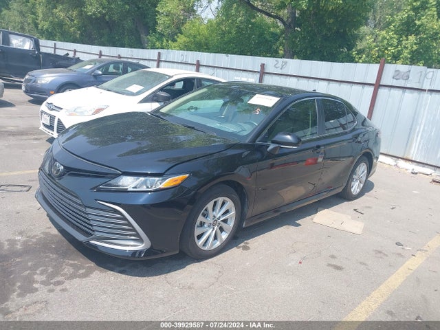 Toyota CAMRY LE 2023 4T1C11BK2PU100498 Image 2