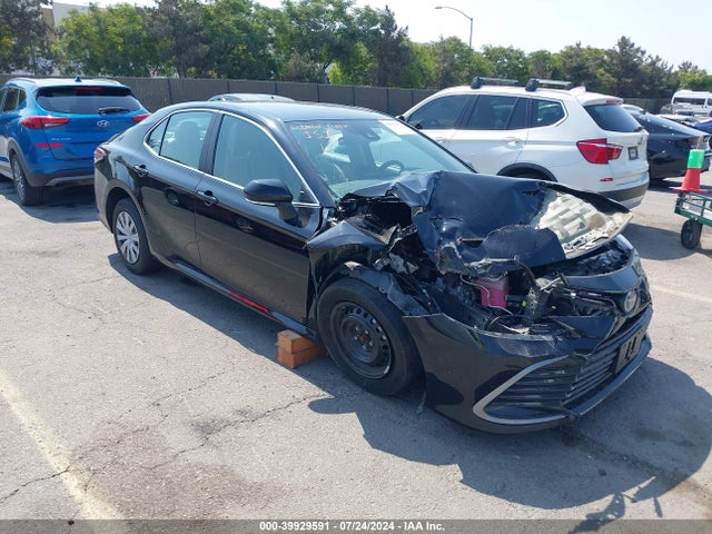 Toyota Camry Le Hybrid 2021 4T1C31AKXMU564887 zdjęcie główne