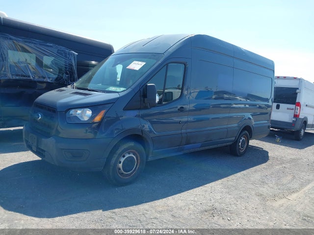 Ford Transit-250 Cargo Van 2020 1FTBR3X82LKA27995 Image 2