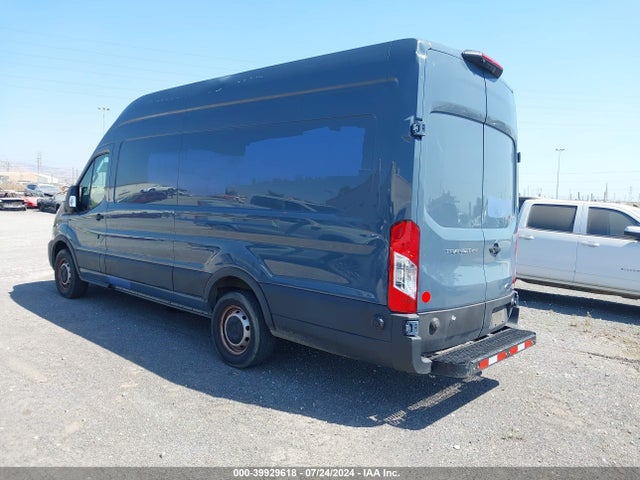 Ford Transit-250 Cargo Van 2020 1FTBR3X82LKA27995 Image 3