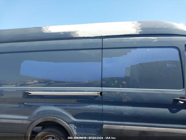 Ford Transit-250 Cargo Van 2020 1FTBR3X82LKA27995 Image 6