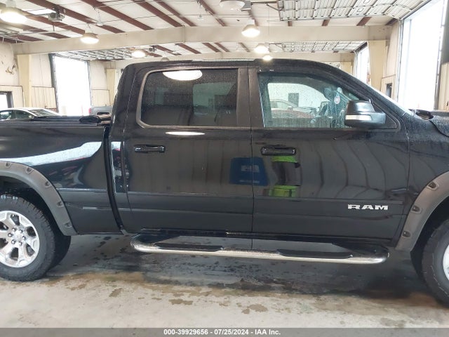 1C6SRFMT8MN640897 RAM 1500 Big Horn  4x4 6'4 Box