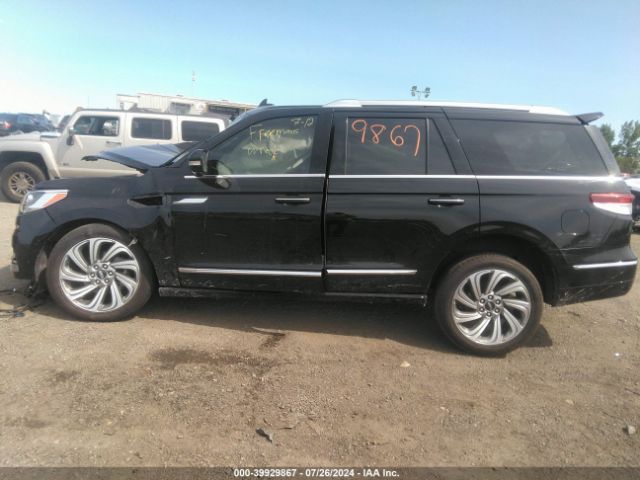 5LMJJ2LG2PEL12221 Lincoln Navigator Reserve