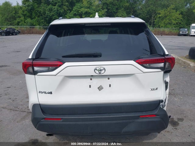 Toyota Rav4 Xle 2022 2T3W1RFV8NW208936 Image 16