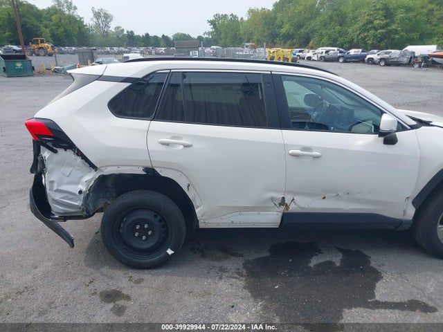 Toyota Rav4 Xle 2022 2T3W1RFV8NW208936 Image 17