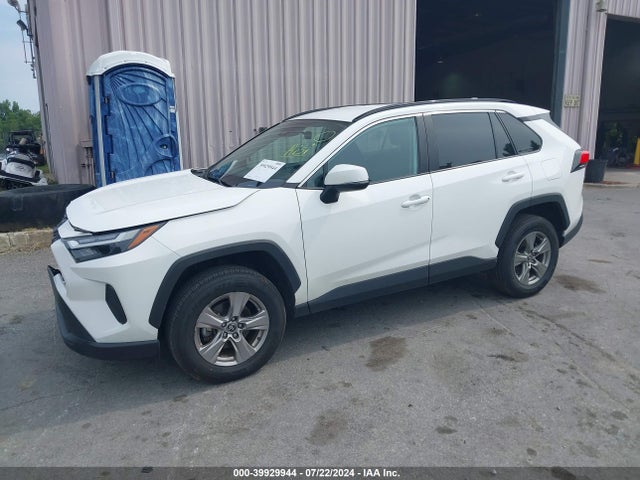 Toyota Rav4 Xle 2022 2T3W1RFV8NW208936 Image 2