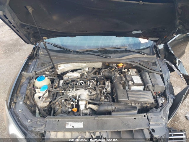1VWBN7A37EC066673 Volkswagen Passat 2.0l Tdi Se