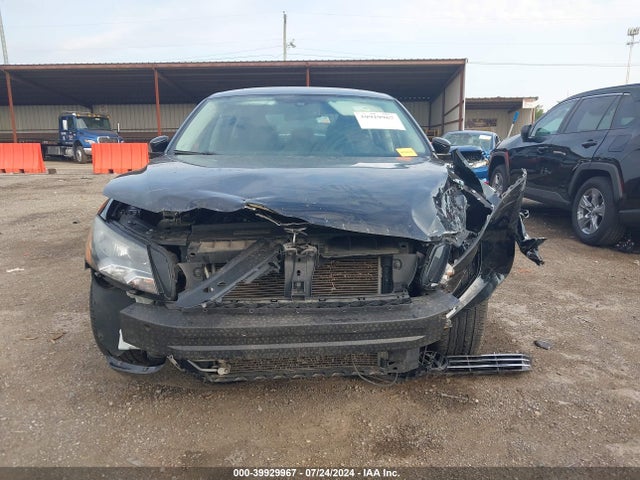 1VWBN7A37EC066673 Volkswagen Passat 2.0l Tdi Se
