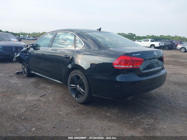 1VWBN7A37EC066673 Volkswagen Passat 2.0l Tdi Se