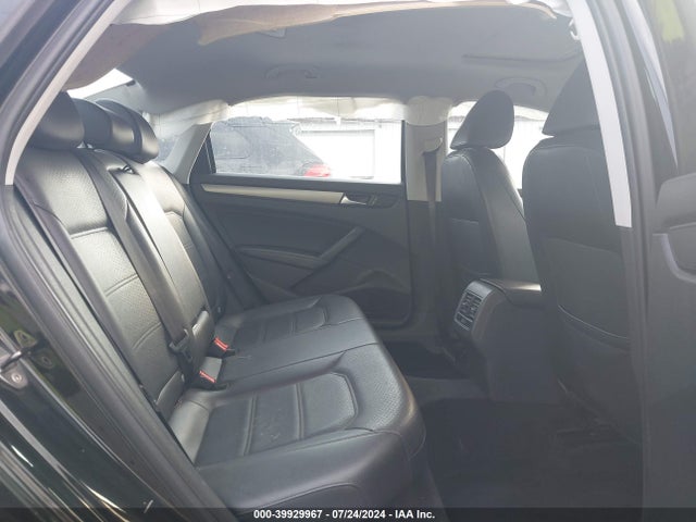 1VWBN7A37EC066673 Volkswagen Passat 2.0l Tdi Se