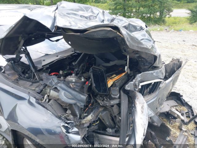 WBA8E1G52HNU14775 BMW 320i