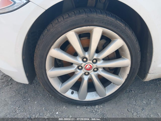 Jaguar Xf V6 Sc 2014 SAJWJ0EF4E8U10184 Image 12