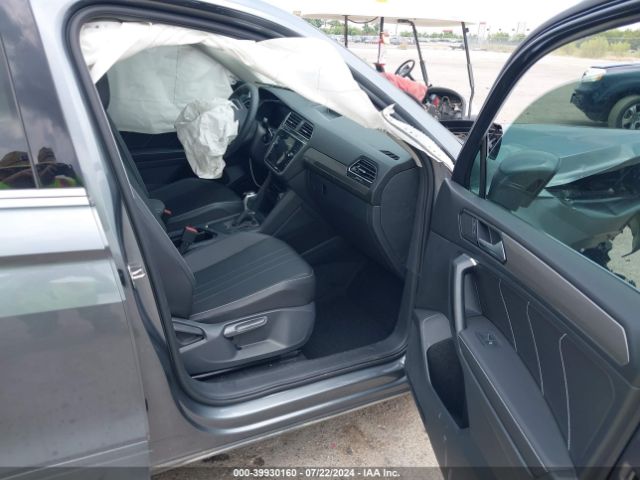 3VVNB7AX2PM055479 Volkswagen Tiguan 2.0t Se
