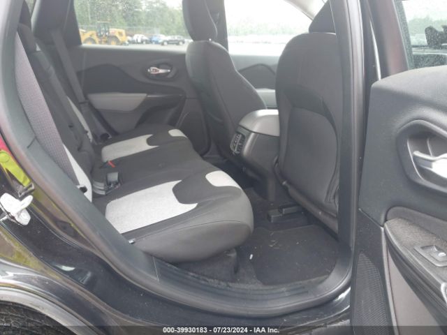 1C4PJMCSXEW151769 Jeep Cherokee Latitude