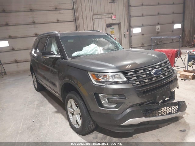 Ford EXPLORER XLT 2017 1FM5K8D85HGD02333 Image 1