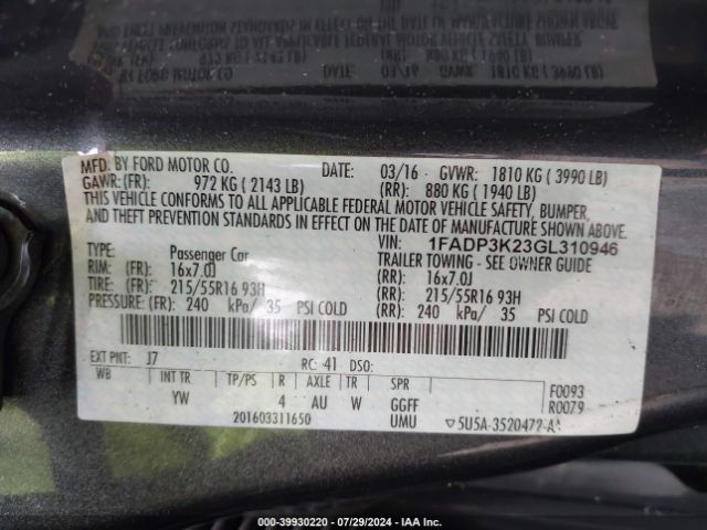1FADP3K23GL310946 Ford FOCUS SE