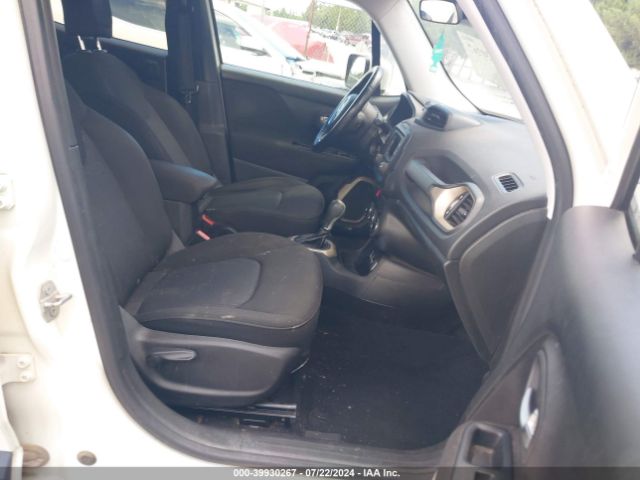 ZACCJABT3FPB39386 Jeep Renegade Latitude