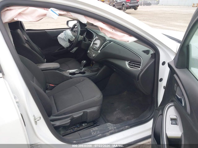 Chevrolet MALIBU LT 2018 1G1ZD5ST9JF220129 Image 5