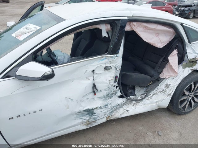 Chevrolet MALIBU LT 2018 1G1ZD5ST9JF220129 Image 6