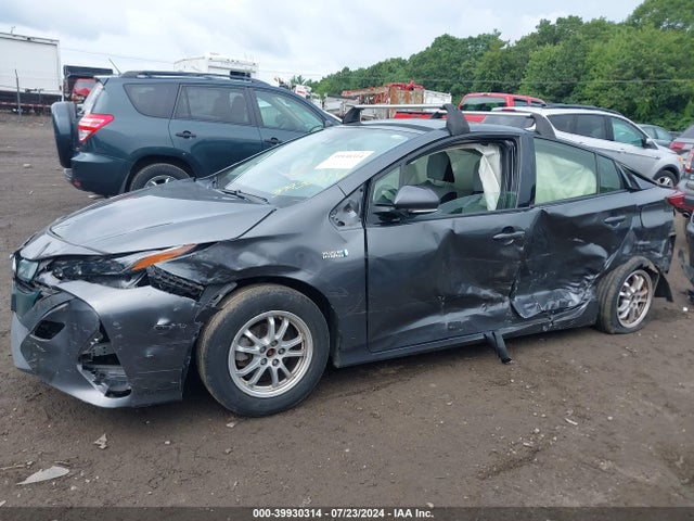 Toyota Prius Prime Premium 2017 JTDKARFPXH3024363 Image 13