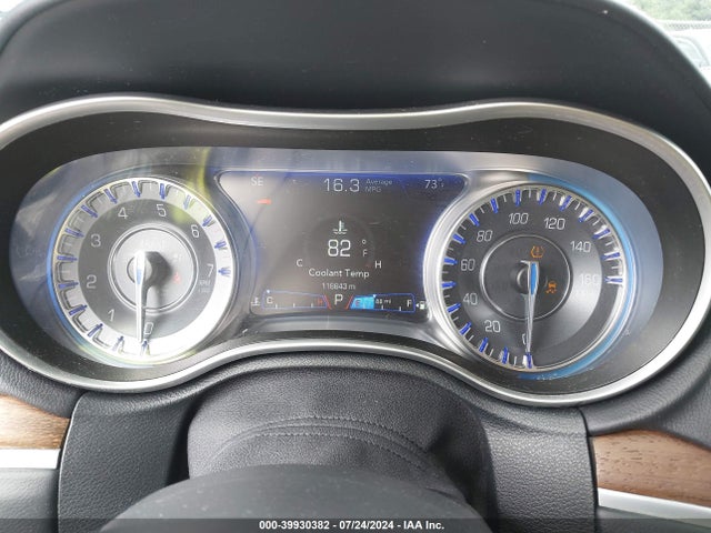 2C3CCAPTXGH190636 Chrysler 300c Platinum