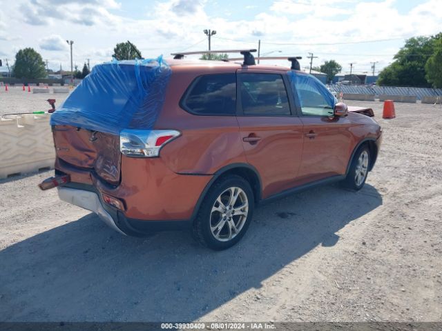 JA4AZ3A3XFZ005953 Mitsubishi Outlander Se