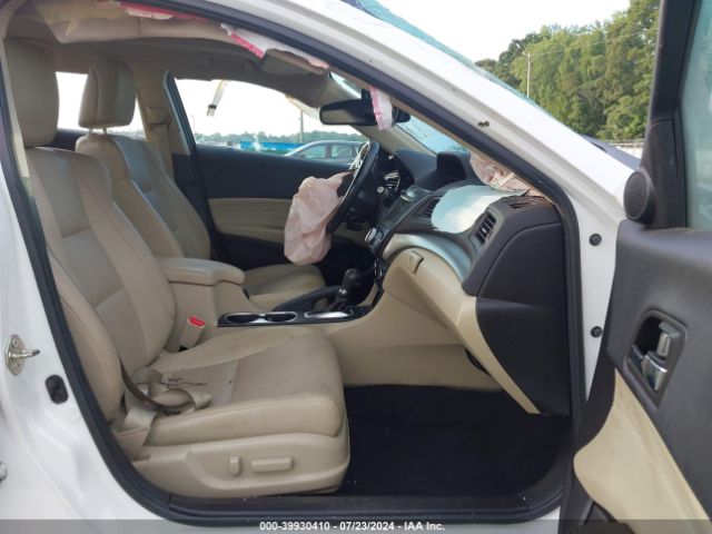 19UDE2F7XHA000355 Acura Ilx Premium Package/technology Plus Package